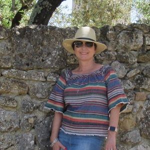 Meet your Posher, Dana